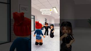 She wanted to make friends- 😭 #roblox #robloxshorts