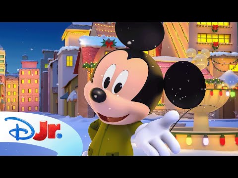 Holiday Matching Game with Mickey Mouse | Minnie Mouse, Ariel & Winnie the Pooh & MORE ‪@disneyjr ‬