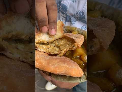 Bagbazar famous Potla’s Kachori #kolkata #streetfood #bagbazar #breakfast