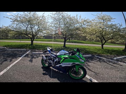 Kawasaki ZX 4RR "Around the Lake"