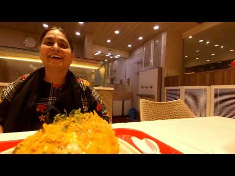 Tiwari Bros. Hyderabad || Enjoyed food at Tiwari Brothers || Jasvinder Dhani