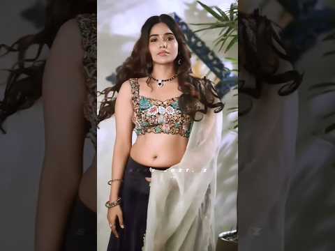 Cute navel reels #navel #hotlook #karukarukarupayi #trending #shots #ytshots #viralshorts