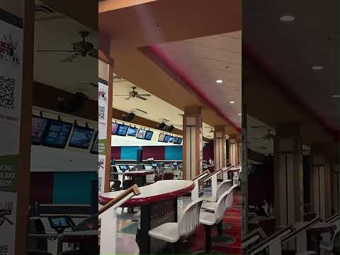 sams town bowling 2 #vegasirl #vegas #lasvegas #bowling