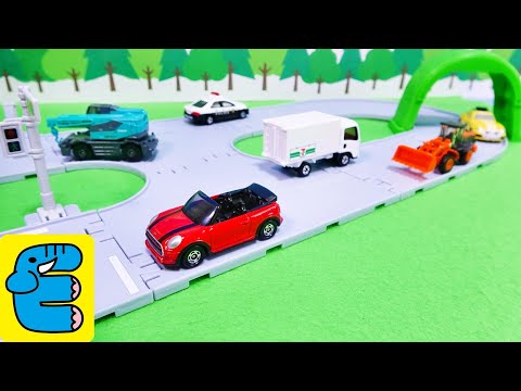 Tomica Town Easy to Rearrange! Basic Road Set. Minicar Car Toy [English Subs]