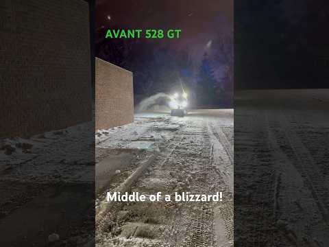 Snow Blowing In The MIDDLE Of A BLIZZARD😳😳 #snowplowing #avant #avanttecno #best #asmr