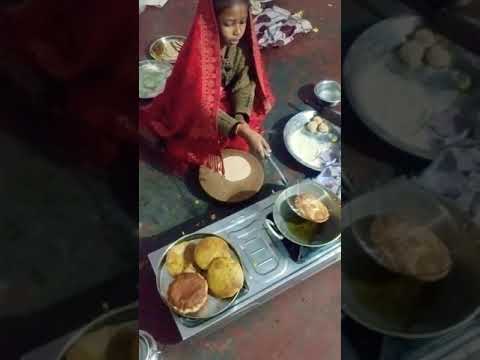 👉😜😝 छोटी बहु ने बनाई मसाला पूरी...#chhoti bahu#balika vadhu#saas bahu ki nok jhok#funny#shorts#viral