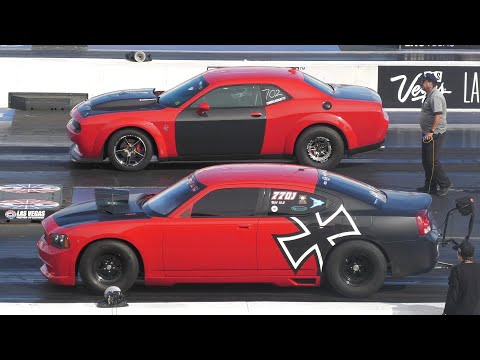 Flying Dodge Charger vs Dodge Challenger Hellcat