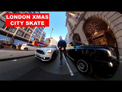 Skating Through Traffic in Central London at Xmas