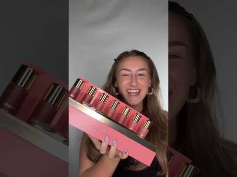 the Hourglass Unreal Blushes try on! #makeupartist #makeupshorts #makeupreview