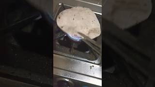 gol gol roti hack #shorts #amazingkitchentips #viralvideos #trending