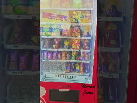 How to use Digital Vending Machine at Airport Hyderabad International Monica Josan