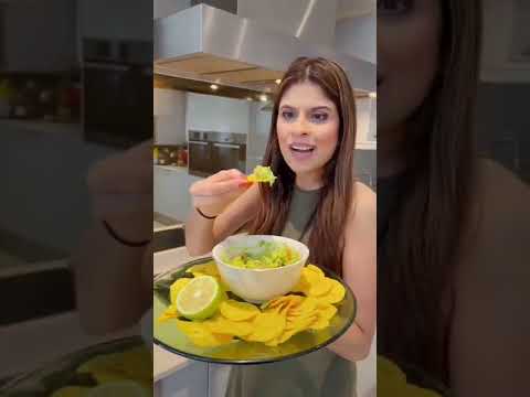 Guacamole Recipe | #guacamole #perimaskitchen #shorts