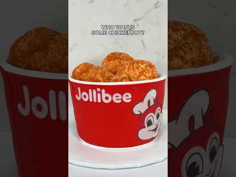 Actually☝️🤓 I wish it was Chickenjoy fr #Jollibee #JollibeeUSA #JollibeeUS #Chickenjoy #Cake