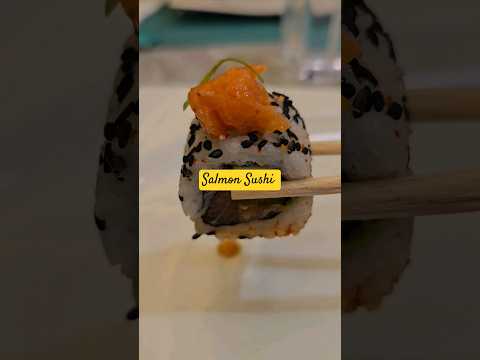 Salmon Sushi P-1 #foodbeatyumyum #salmonsushi #japanesefood #dubaidiaries #trending #viral #ytshorts