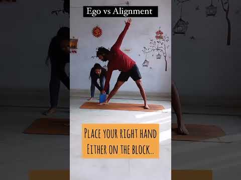 How to do Yoga Trikonasana (Triangle Pose)? Ridavo Yoga Tips