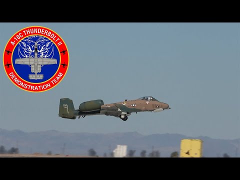 2022 U.S. Air Force A-10 Demonstration Team : NAF El Centro Airshow [FULL DEMO]