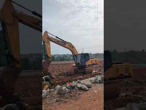 SANY EXCAVATOR REMOVE BUILDING DEBRIS