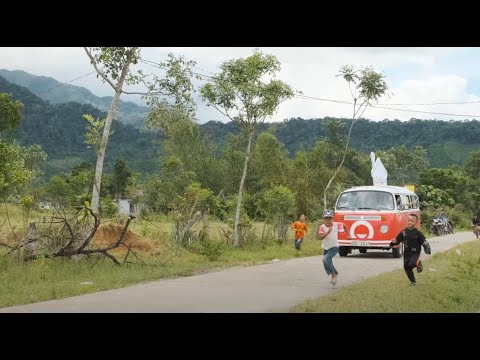 Home Love Bus in A Luoi, Thua Thien – Hue province, Vietnam