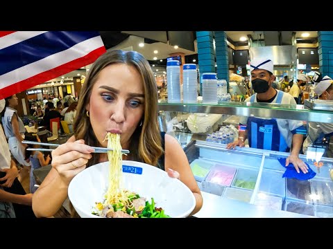 CHEAPEST Food Court In Bangkok!? Thai Food Under $1! 🇹🇭