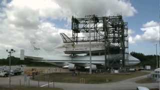 Timelapse Footage: Space Shuttle Discovery Arrives at the Mate/Demate Device