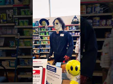 IS THAT MICHAEL MYERS AT CVS #halloween2024 #halloween #spookyseason #michaelmyers #fypyoutube