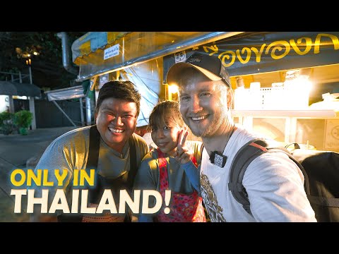 Only in Thailand!! / $1 Street Food Paradise in BANGKOK! / Ramkhamhaeng Road Walking Tour 2023