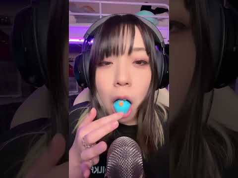 【ASMR 咀嚼音】青い鳥のマシュマロ食べてみた。Blue Bird Cotton Candy 音フェチ #shorts