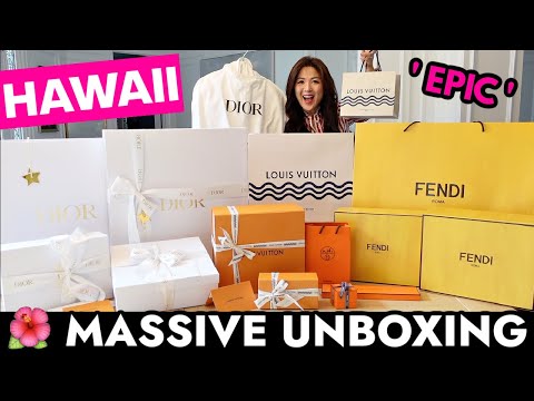 MASSIVE HAWAII UNBOXING | COLLECTING SPECIAL EDITION YET CLASSIC BAGS and more! + PRICES | CHARIS♥️