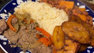 Cook With Me! 🇵🇷 | Slow Cooker Bistec, Arroz con Cebolla, Habichuelas, & Amarillos