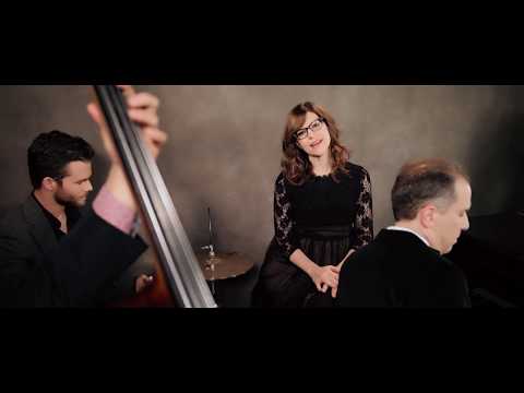 Lisa Loeb  "Lullaby Girl"