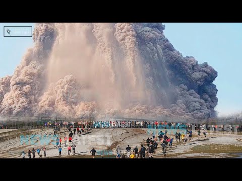 Horrible Today: 2nd Eruption Geyser Basin in Yellowstone park Hot Spring! Raining Mud Recorded Live