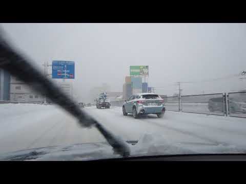 雪の青森（古川跨線橋）