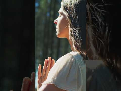 1 Minute Mindful Moment Meditation to Release Stress and Connect to your Breath