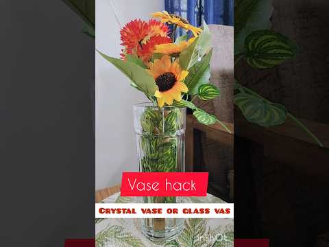 Glass vase hack #ytshort #hack #viralhacks #viralshort #glassvase #vase #flowers #livingroom #diy