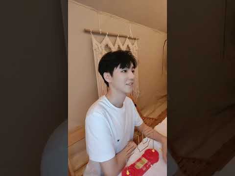 TFBOYS王俊凯 23岁生日直播🎂