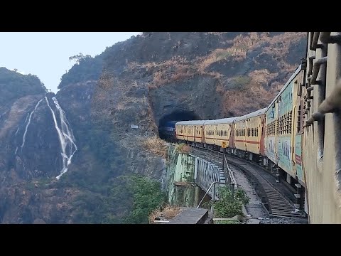 GOA TO DHANBAD | Full Train Journey 17321/Vasco da Gama - Jasidih Weekly Express Indian Railways