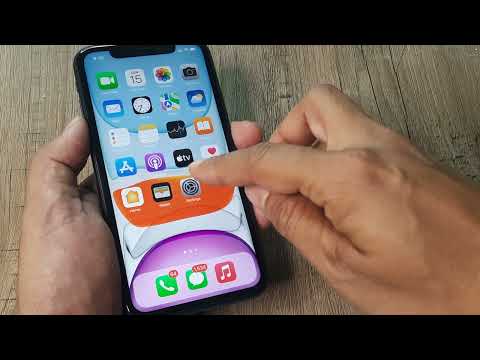 how to turn on mobile data on iphone