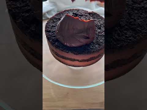 Cooking Chocolate Cake #chocolate #channel #cake #cute #comedy #food #subscribe #desset #shortvideo