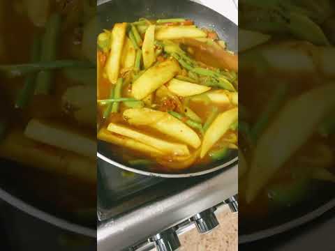 Colorful vegetables cooking/cooking sounds