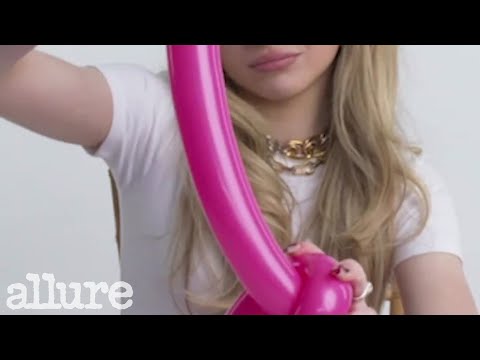 Sabrina Carpenter Tries to Make a Balloon Animal