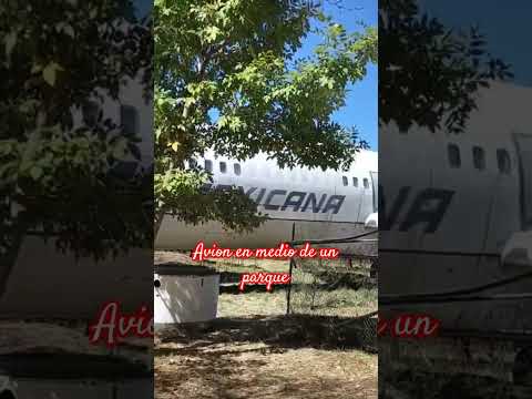 que ase un avión en medio del metropolitano de León gto. #exploraciónurbana #miedo #shorts