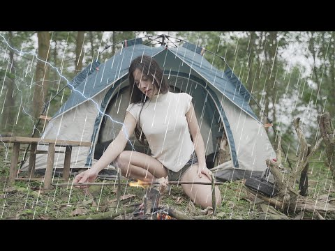 FULL 3 DAY SOLO OVERNIGHT CAMPING IN THE RAIN FOREST- RELAXING IN THE TENT WITH THE SATISFYING SOUND