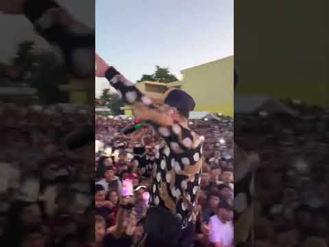 anuel cantando más rica que ayer en jardines monte Hatillo en puerto rico 👹👹