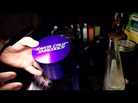 🌿💜 Showing off my New Santa Cruz Shredder Jumbo 4-Piece Grinder!