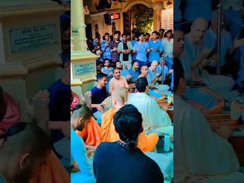 Hore krishna hare Krishna #isconmandir #vrindavan #videsiya_geet #viralvideo #youtubeshorts