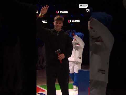 Eagles rookie Cooper DeJean rings the bell ahead of Sixers vs Suns