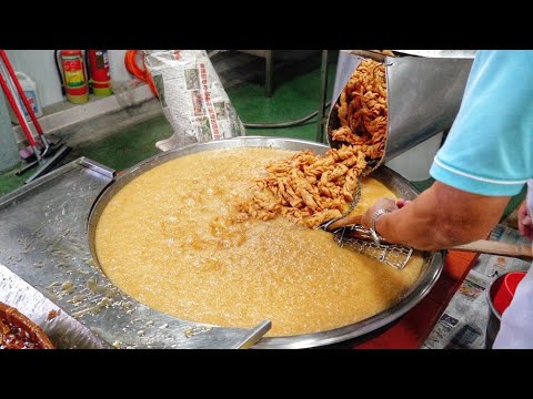 Taiwanese Handmade Honey Bread Twist / 古法製作 , 手工蜜麻花製程 - Taiwanese Street Food