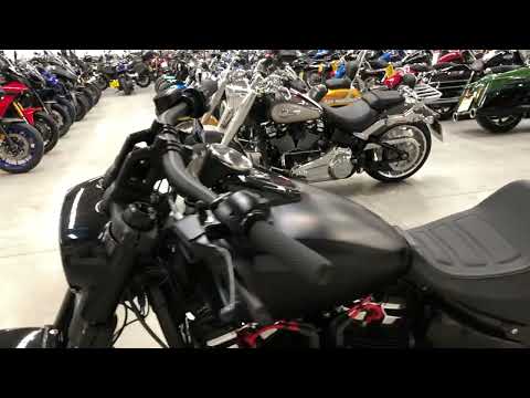 HARLEY-DAVIDSON FAT BOB 114 1868cc 2019 - VANCE & HINES EXHAUST