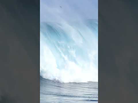 EXTREME BIG WAVE SURFING AT "JAWS" NATHAN FLORENCE BREAKS HIS BACK!!! #shorts