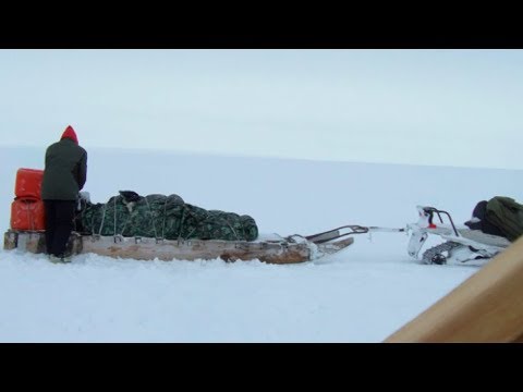 Return by snowmobile to Clyde River from the Generator lake - Barnes Icecap expedition - 2012